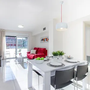 https://apart-rent-apartamento-francesc-macia-2a.topcostabravahotels.com